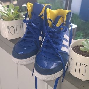 Adidas mens shoes size 9.5